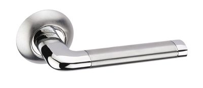 Ручка ADDEN BAU. RUSH A117 CHROME (цвет МАТОВЫЙ ХРОМ / ХРОМ БЛЕСТЯЩИЙ)